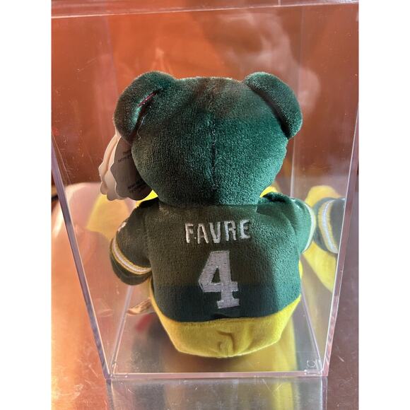 Pigskin Bears Green Bay Packers NFL Bear: Brett Favre #4 - August 1999 - Picture 3 of 7